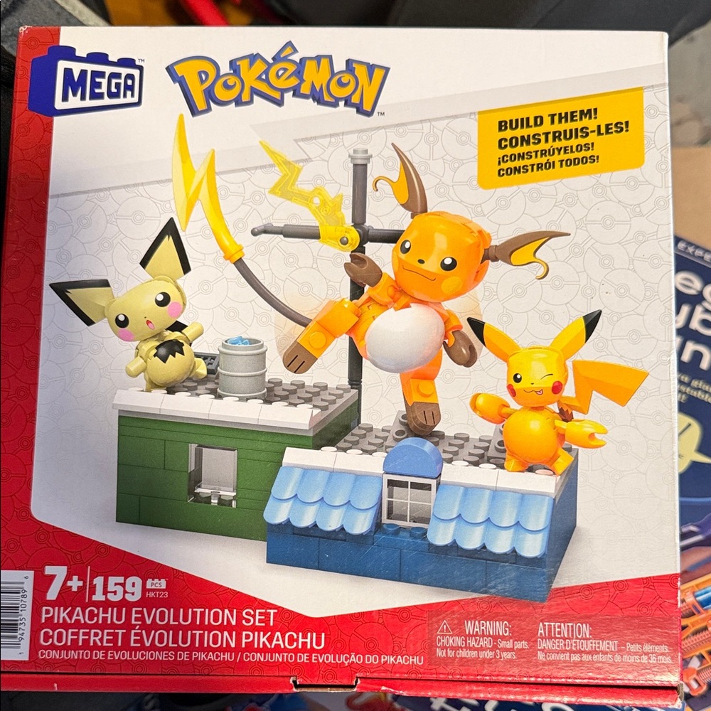 Pokémon Pikachu Evolution Set -